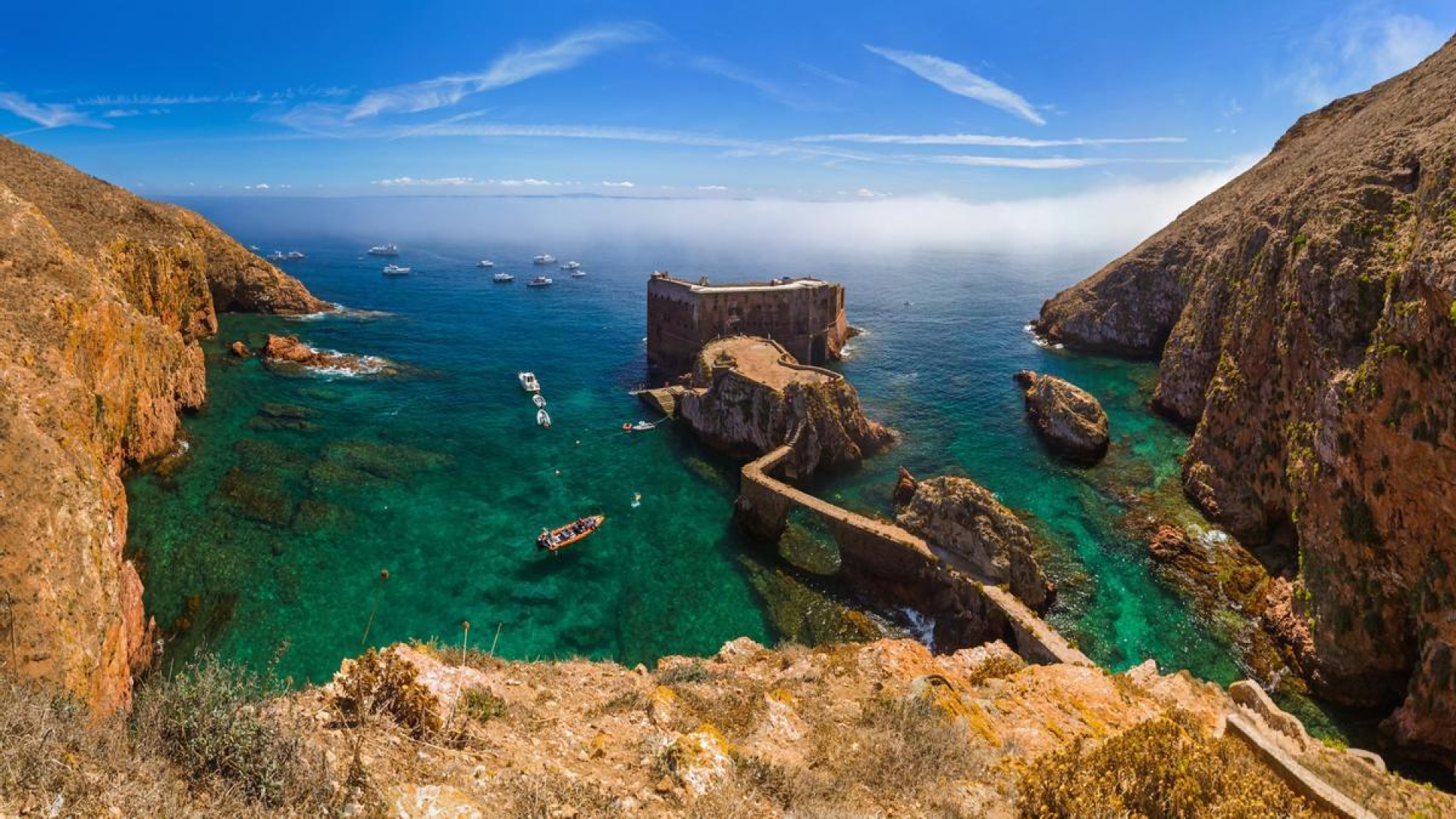 ISLAS BERLENGAS, PARQUE BUDDHA EDEN Y ÁGUEDA