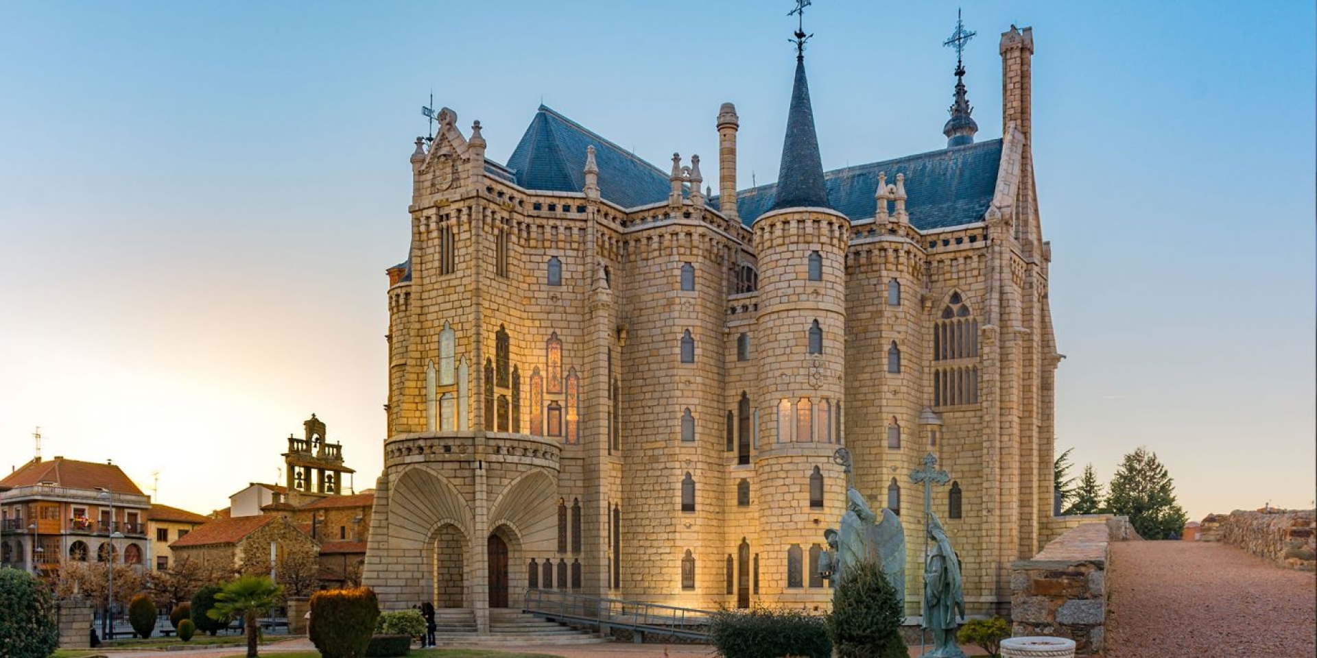 ASTORGA, LEÓN Y VALDEVIMBRE